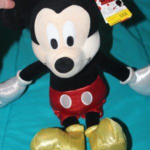 NWT Mickey Mouse Character